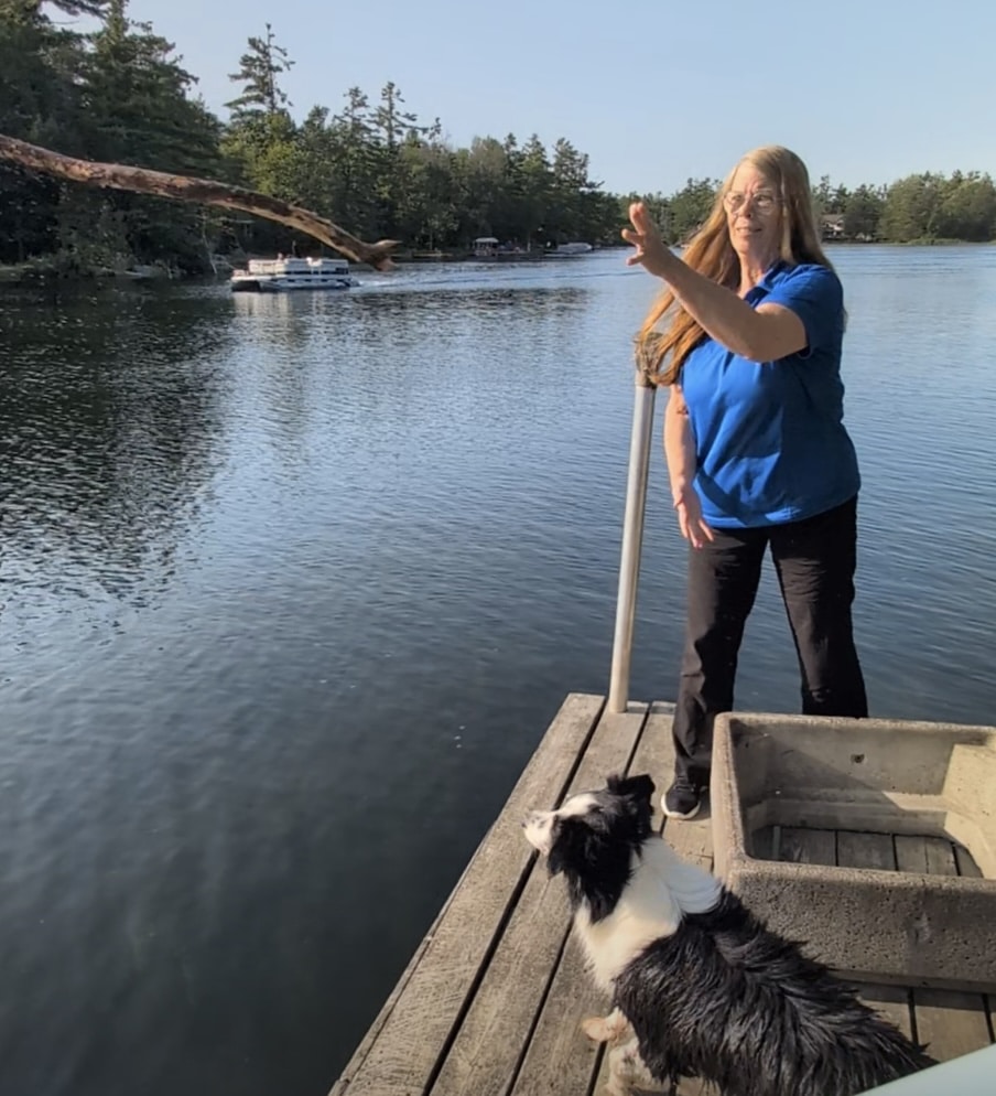 Brenda Ray - Dog Trainer Barrie Muskoka - BarkBusters