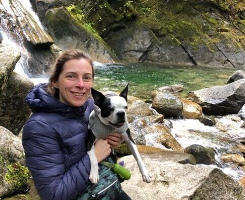 Meet Your Burnaby & Tri-Cities Dog Trainer: Julie Emery
